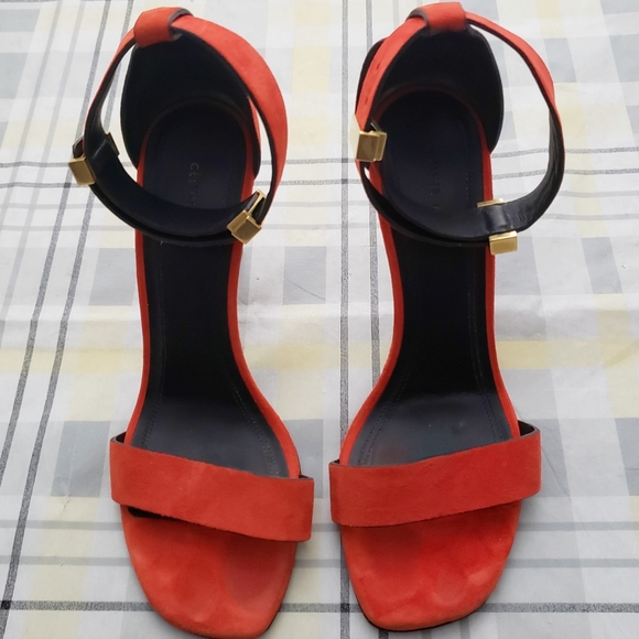 Celine Paris Red Suede Heels Italy Gold Clasp Cute - Picture 4 of 16